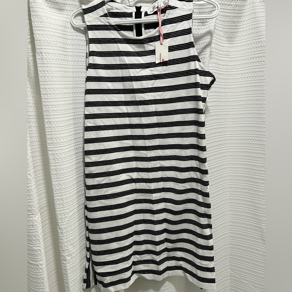 Vineyards vines adorable cotton striped dress